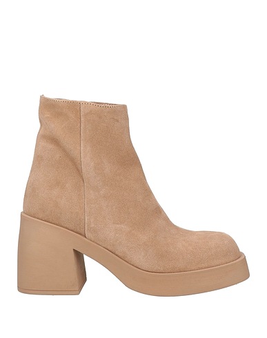 ESSENTIAL L.A.B. Ankle boot Sand Leather