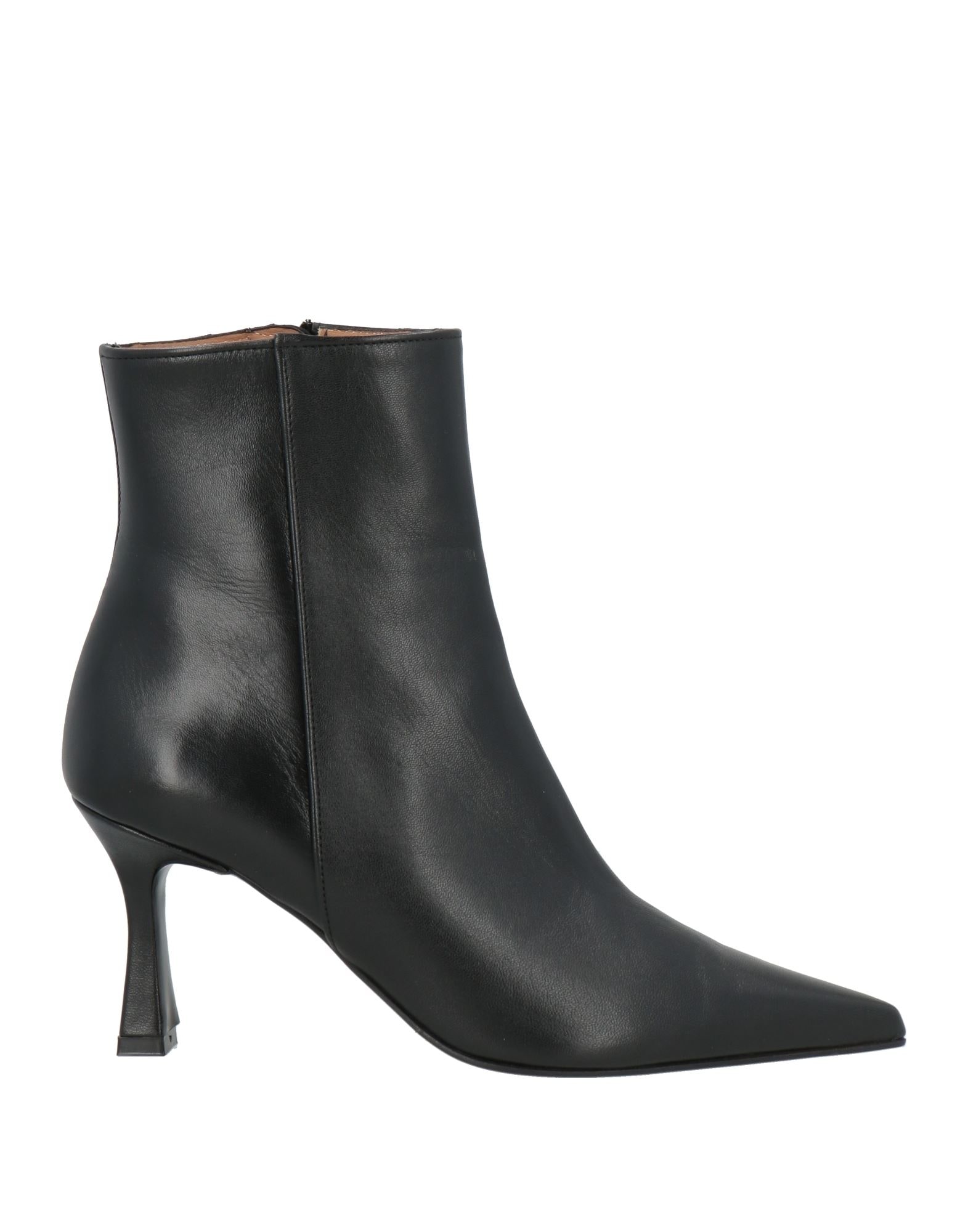 ROBERTO FESTA - Ankle boots