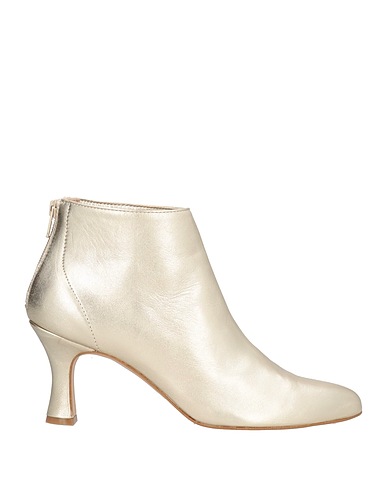 NOA A. 미들 부츠 플래티넘 가죽