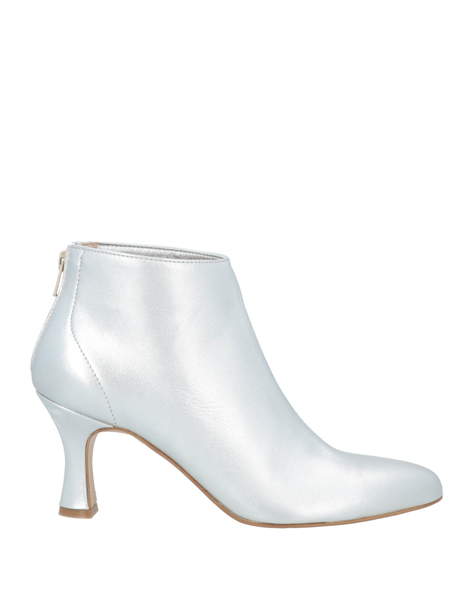 NOA A. - Ankle boots
