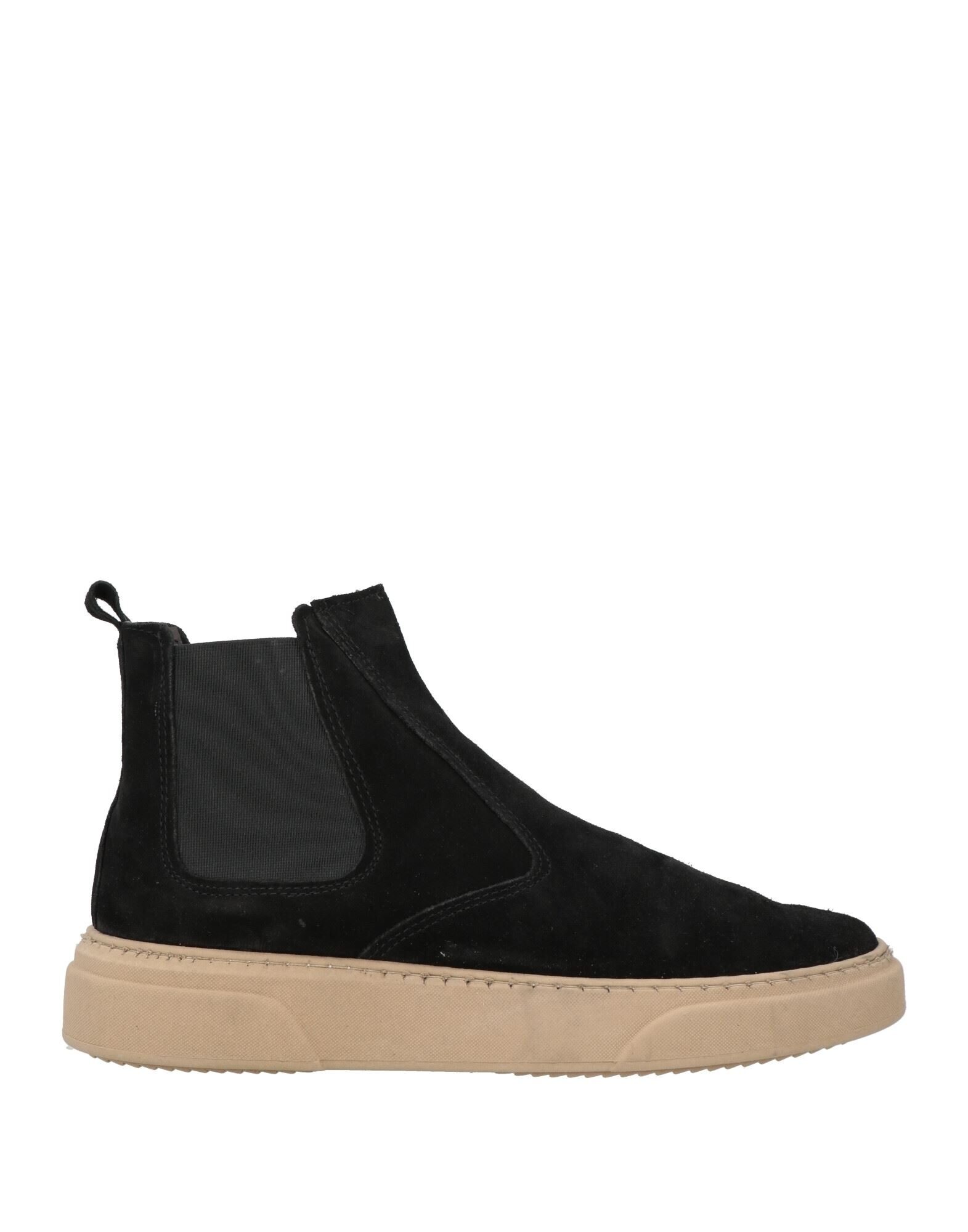 OVER/D - Ankle boots