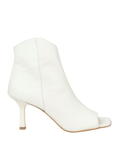 NOA A. Ankle boot Cream Leather