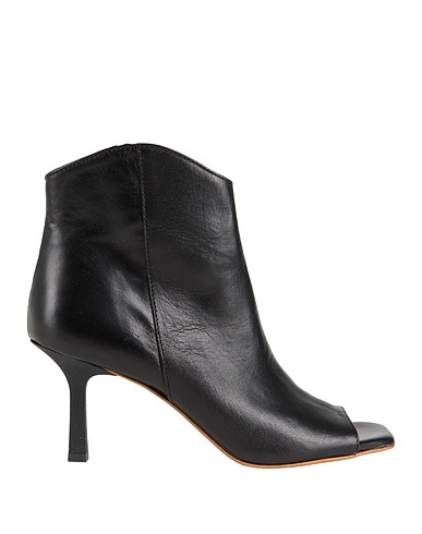 NOA A. Ankle boot Black Leather