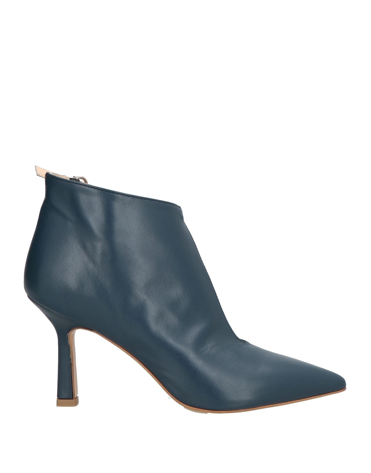 NOA A. - Ankle boots