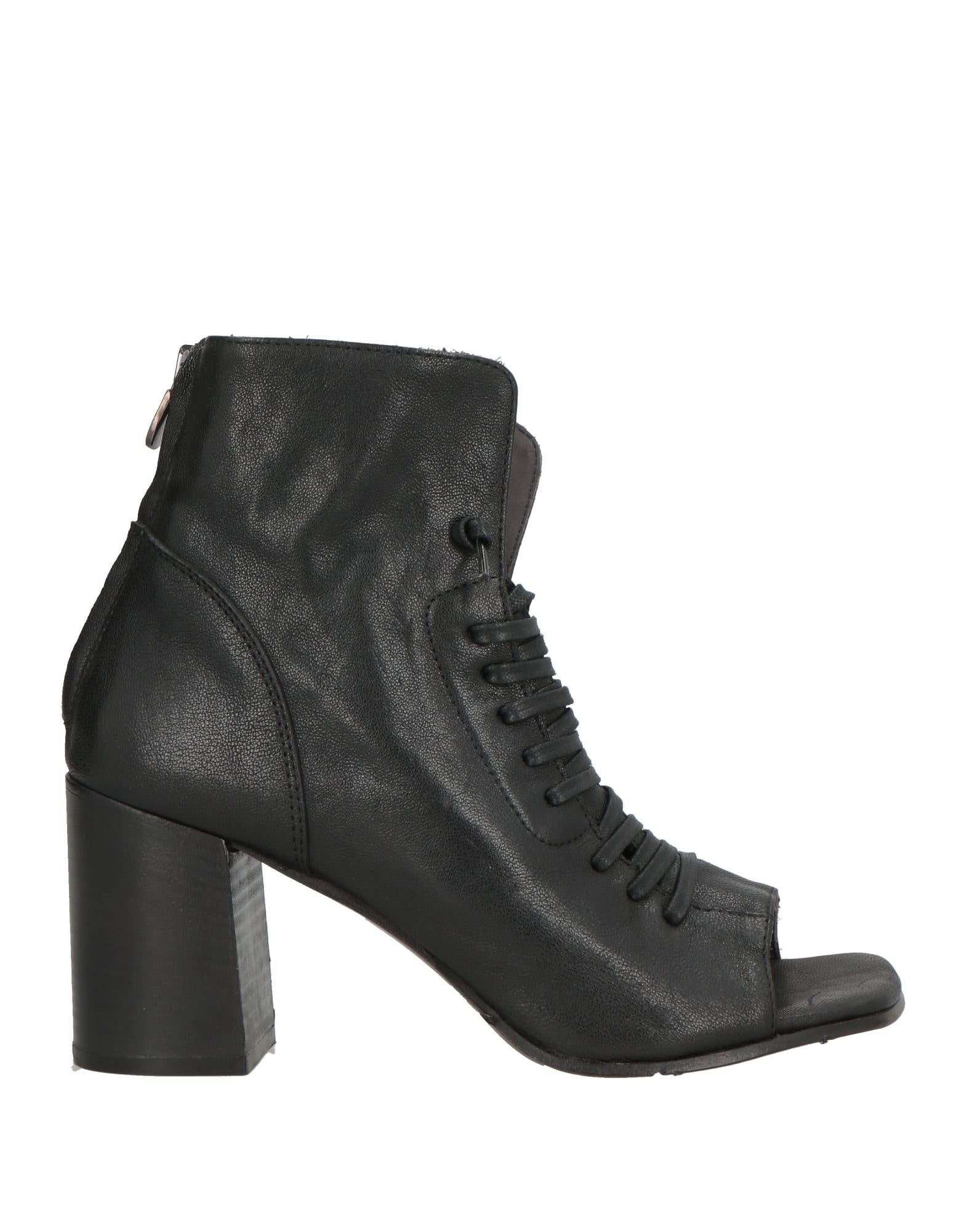 LE RUEMARCEL - Ankle boots