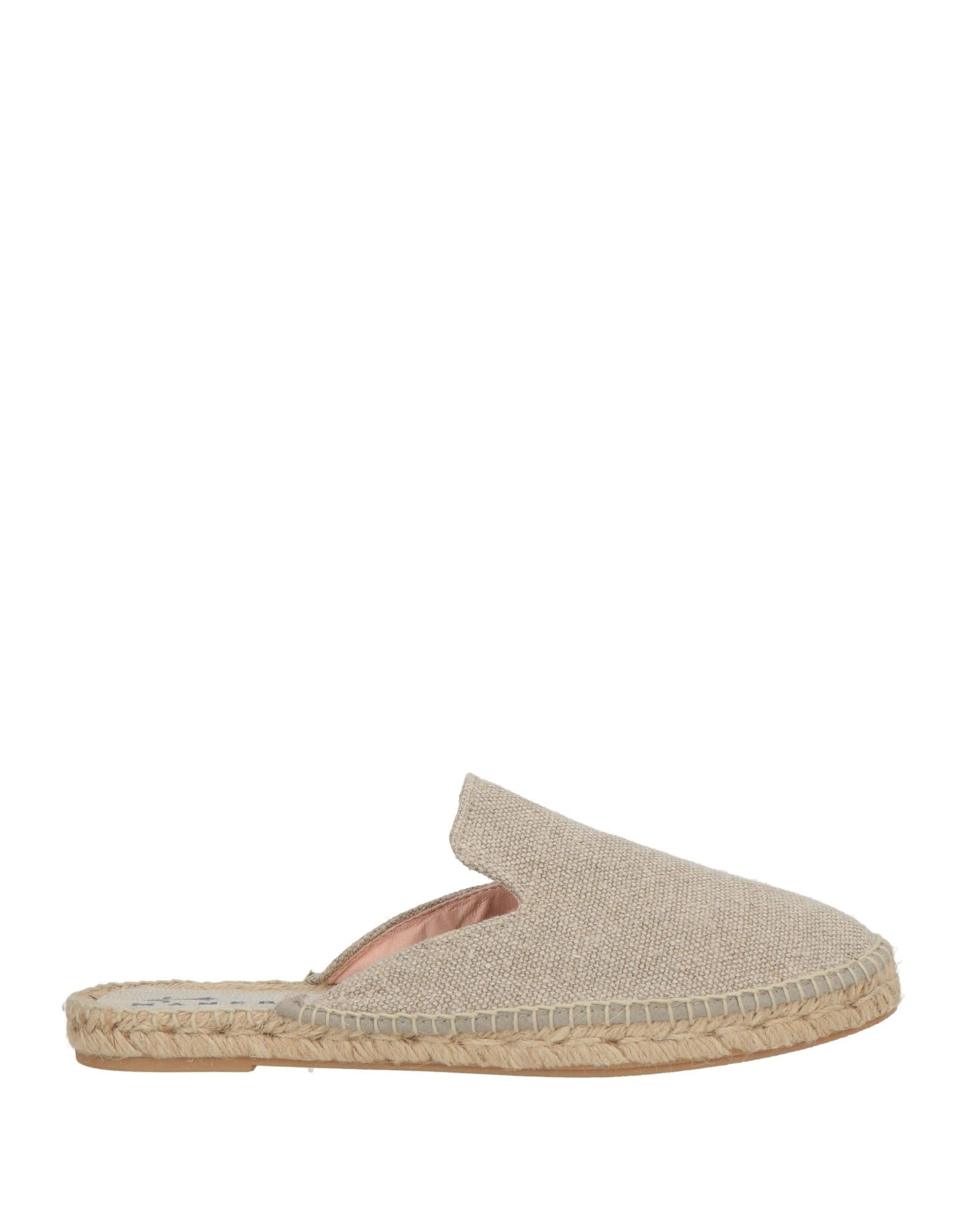 MANEBÍ - Mules & Clogs