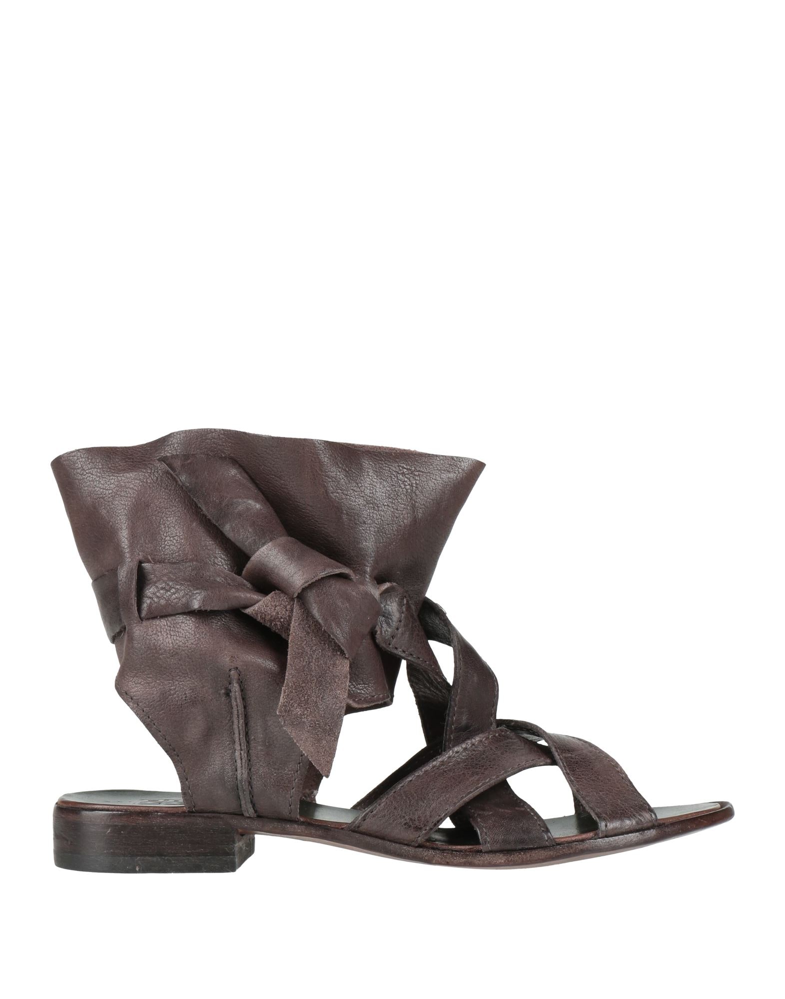 MOMA - Sandals