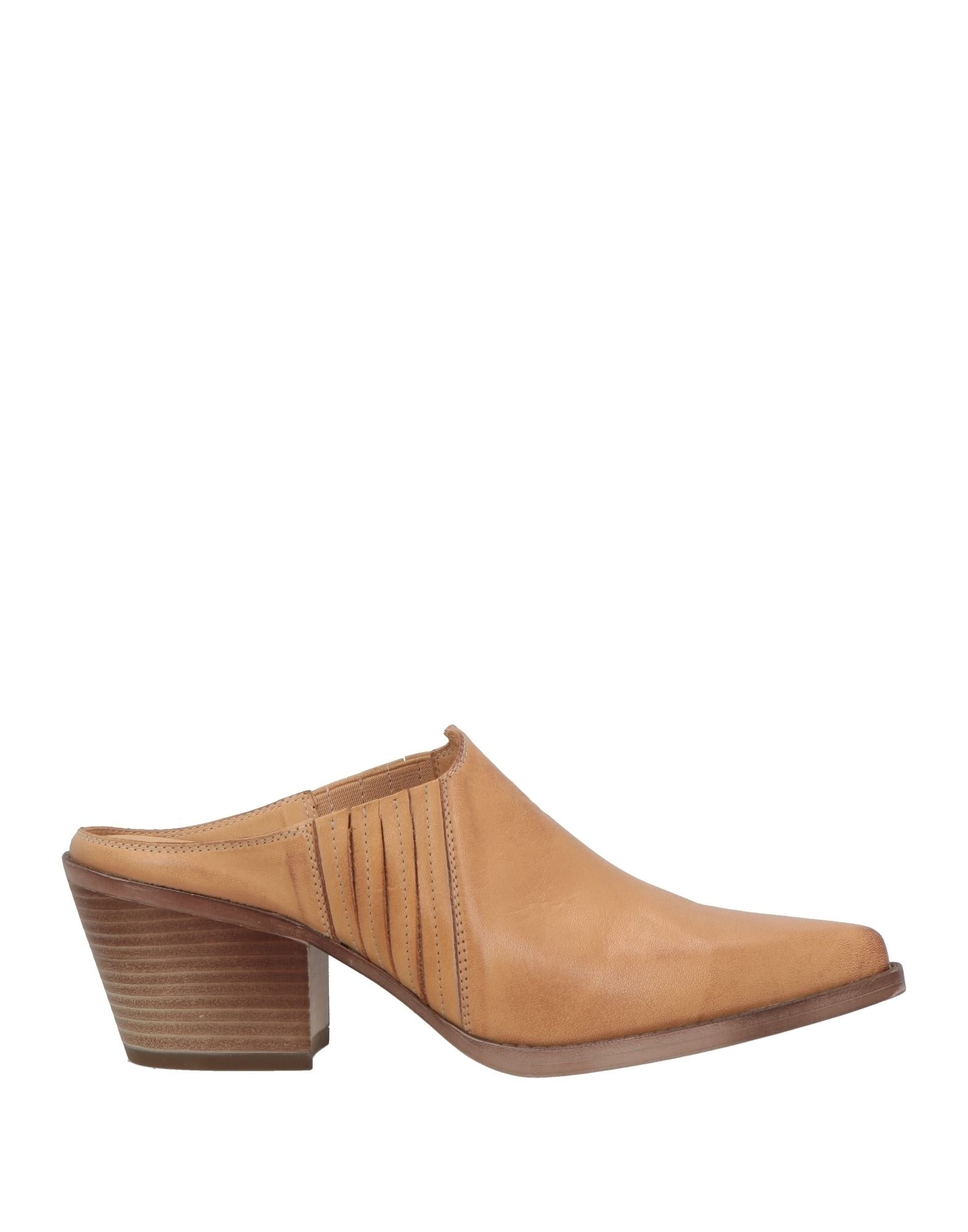 SOFIA MARE - Mules & Clogs