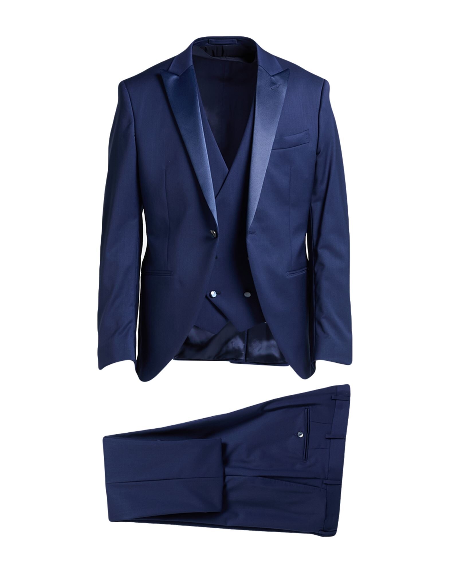 BRANDO - Костюмы