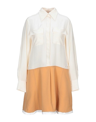 ZOOM CHLOÉ - Modèle chemisier