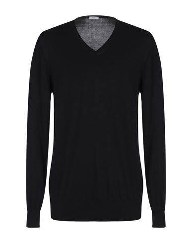 Click to view more detailed imagery on our partner's website Hōsio Sweater In Black