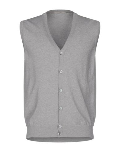 Click to view more detailed imagery on our partner's website La Fileria Cardigan In Light Grey