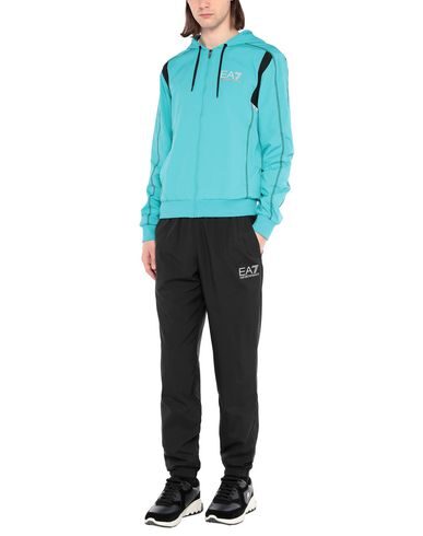 turquoise sweatsuit