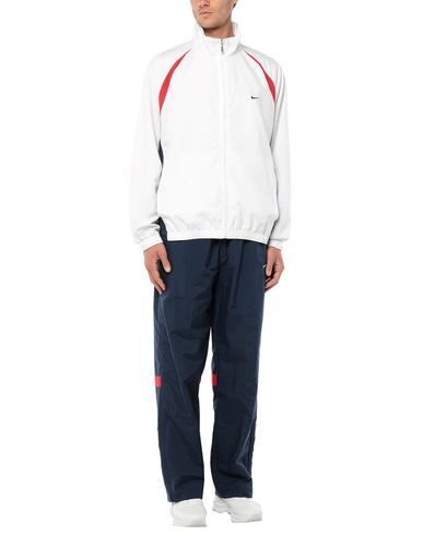 white nike sweatsuit
