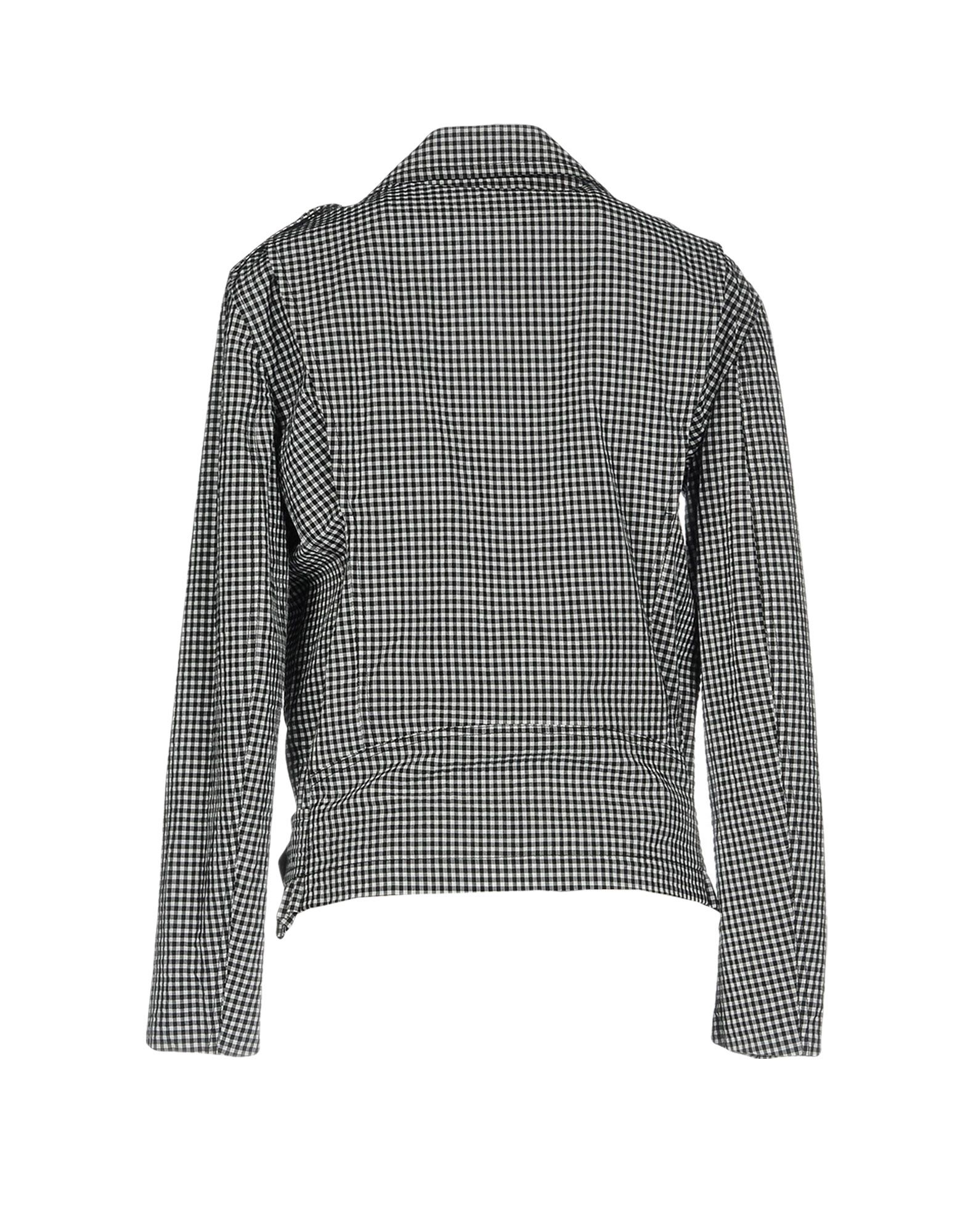 41767637hi_14_r.jpg?width=1571&height=2000&impolicy=crop&gravity=Center