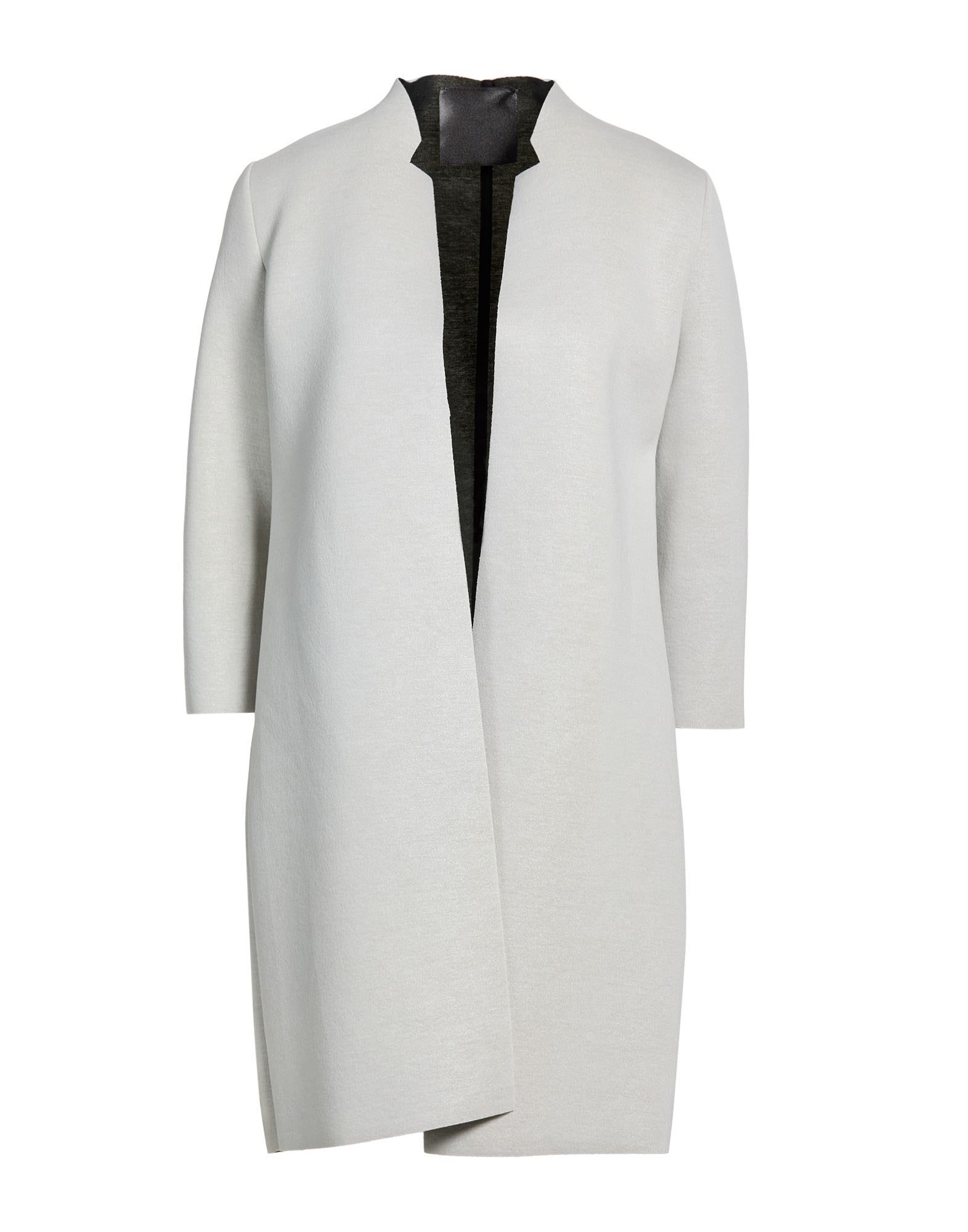 ES'GIVIEN - Плащи и тренчи