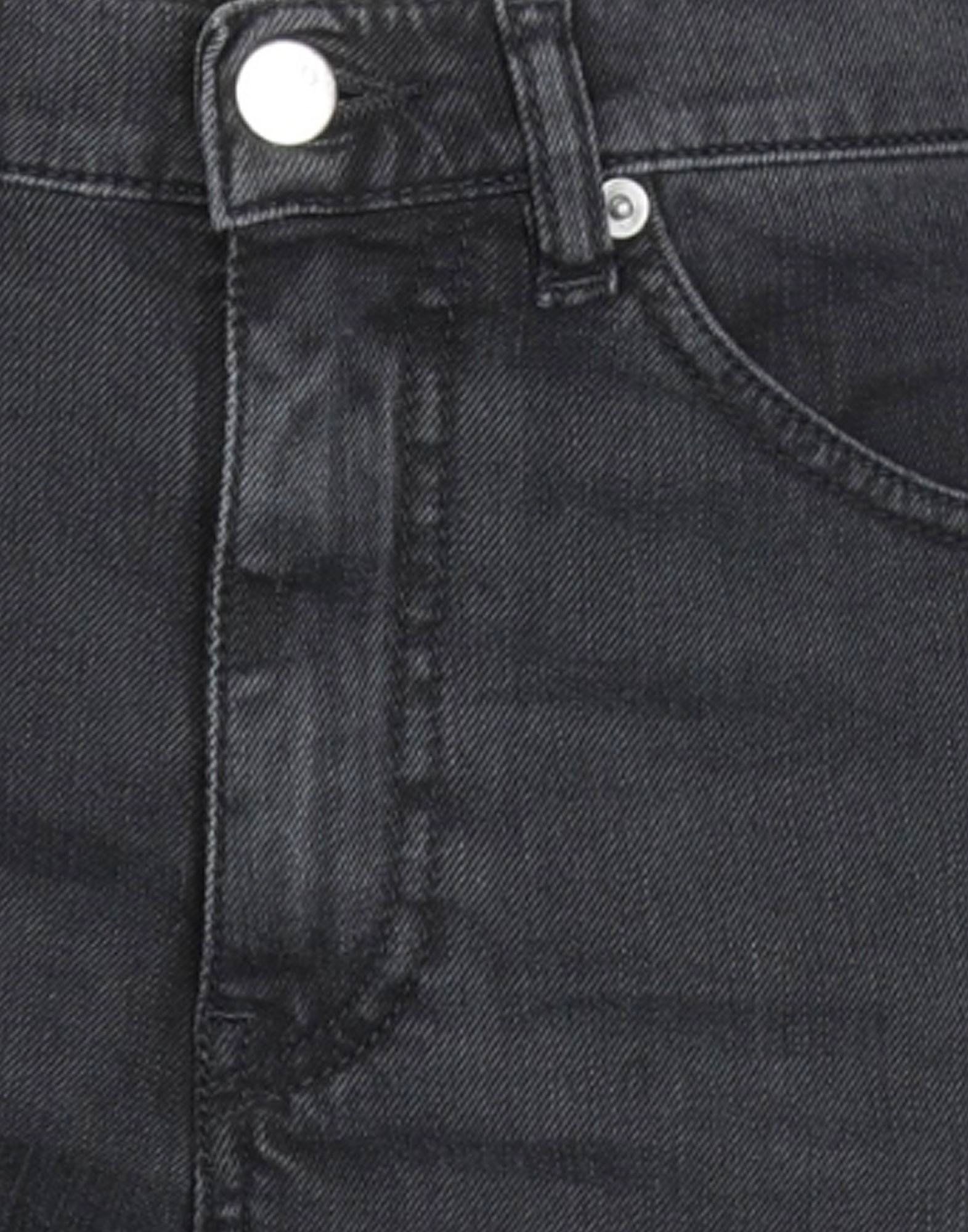 42824903SF_14_a.jpg