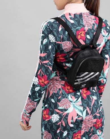 ADIDAS ORIGINALS photo