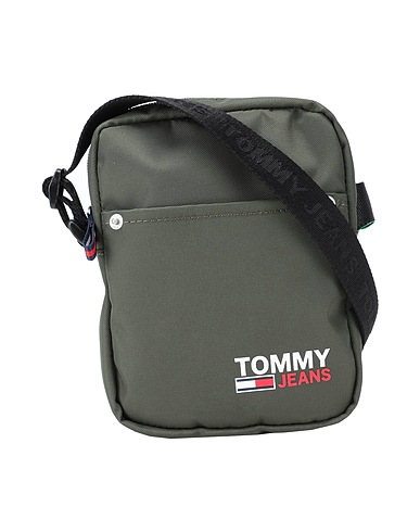 TOMMY JEANS クロスボディバッグ TJM CAMPUS REPORTER BAG
 ミリタリーグリーン リサイクルポリエステル 100%