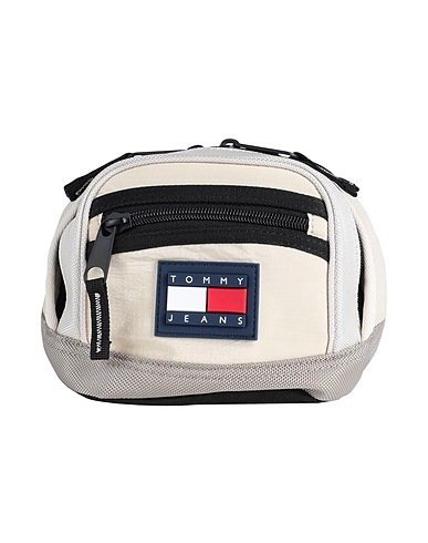 TOMMY JEANS