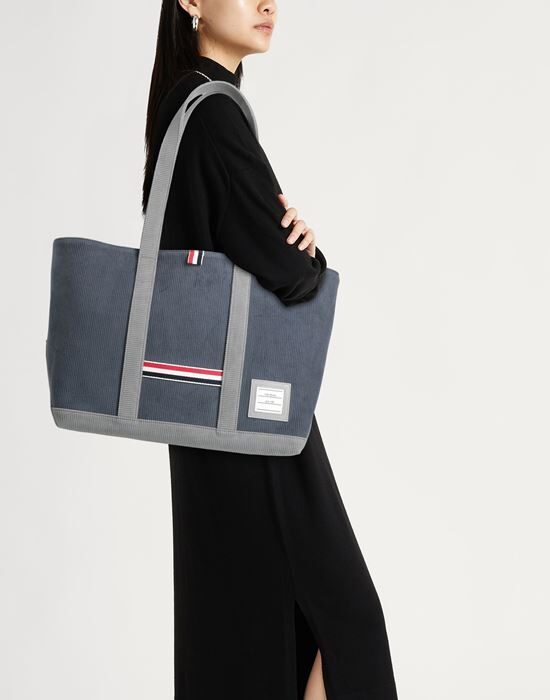 THOM BROWNE Сумка на плечо