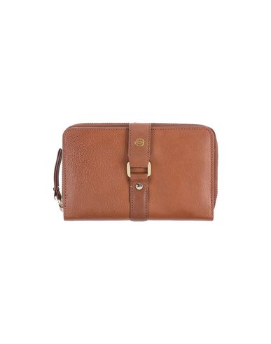 Click to view more detailed imagery on our partner's website Piquadro Wallet In Tan