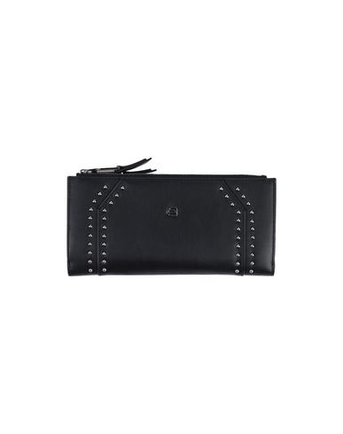 Click to view more detailed imagery on our partner's website Piquadro Wallet In Black
