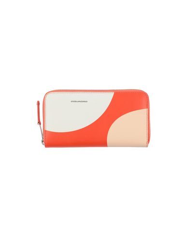 Click to view more detailed imagery on our partner's website Piquadro Wallet In Red