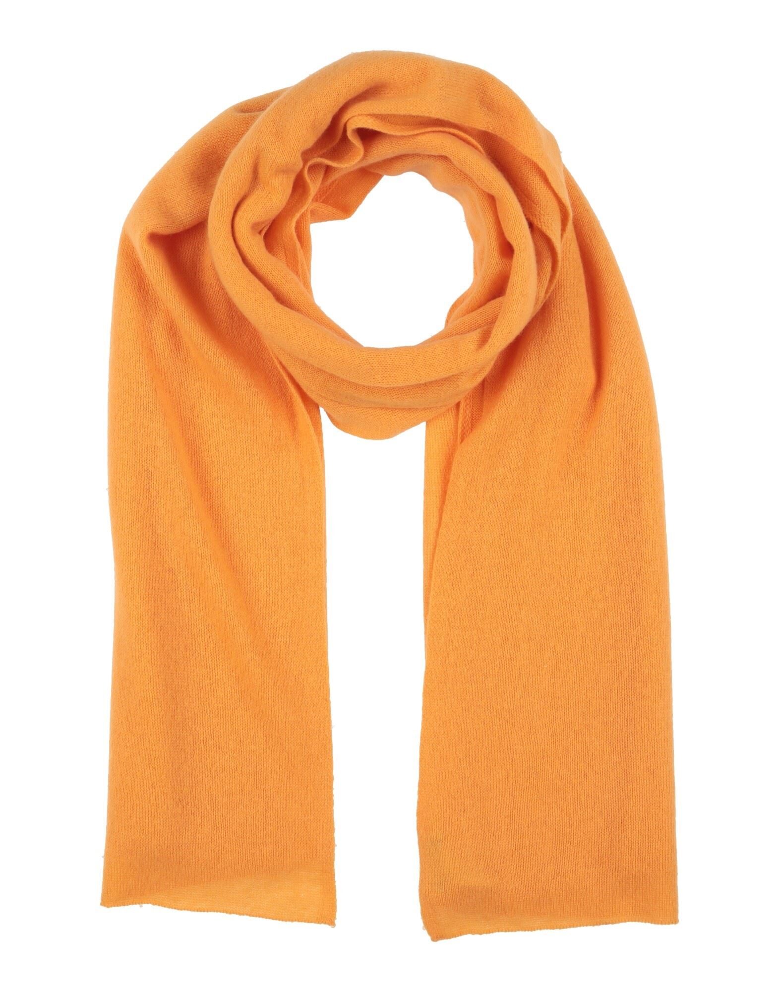 WHITE+WARREN - マフラー