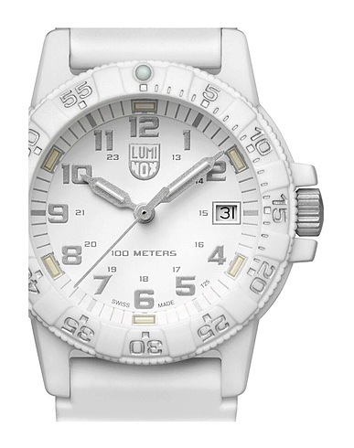 LUMINOX