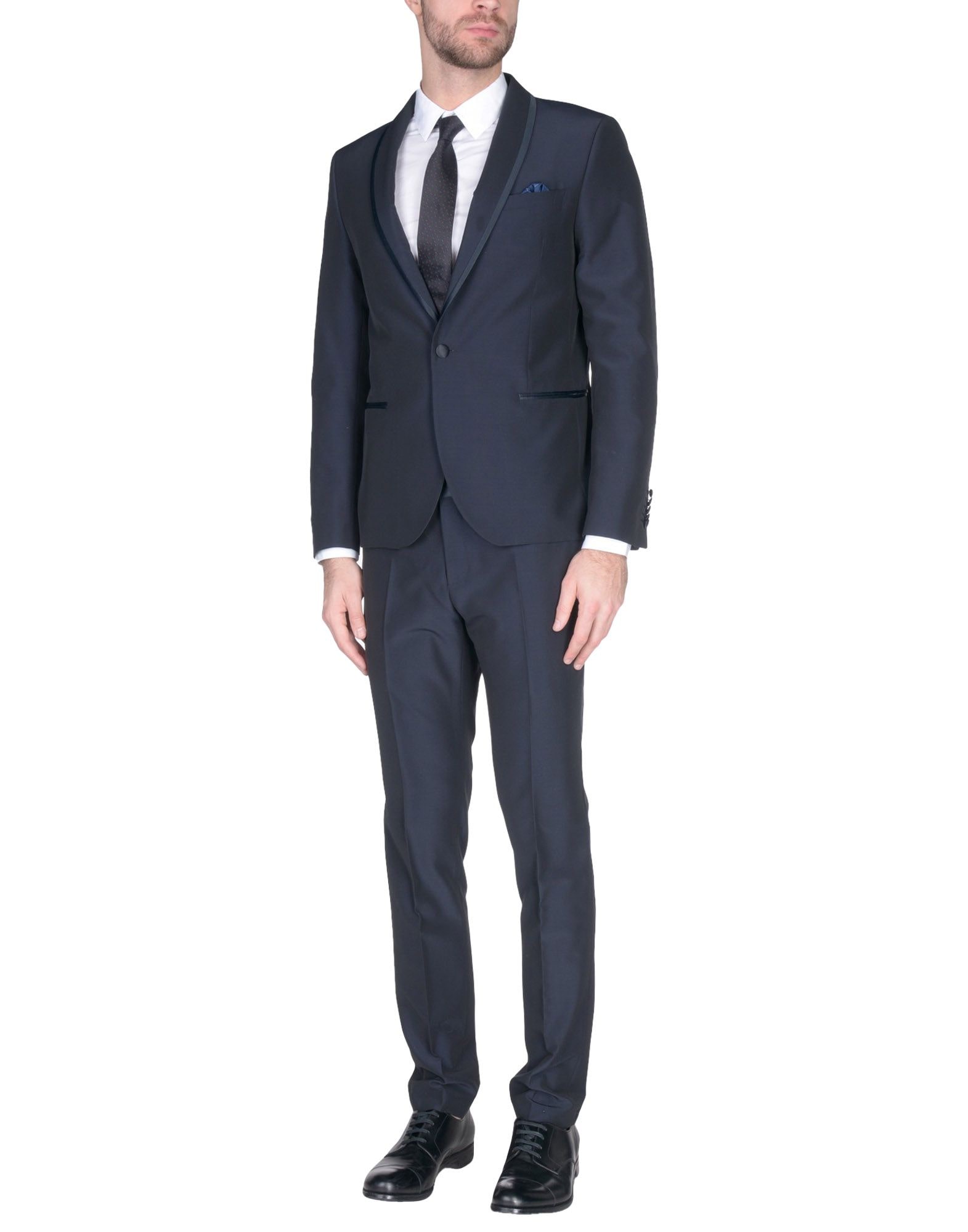 MANUEL RITZ - Костюмы