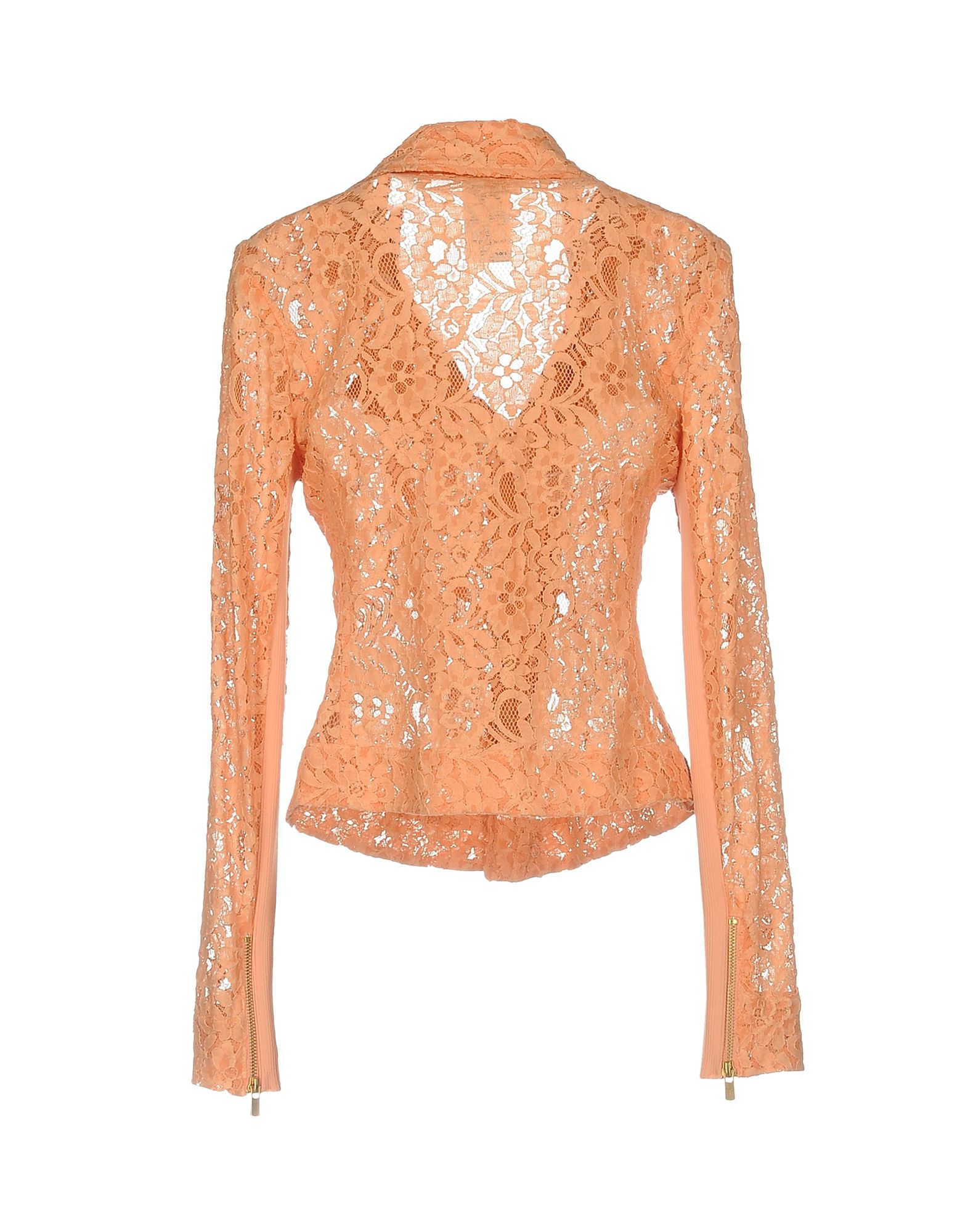 49341917vh_14_r.jpg?width=1571&height=2000&impolicy=crop&gravity=Center