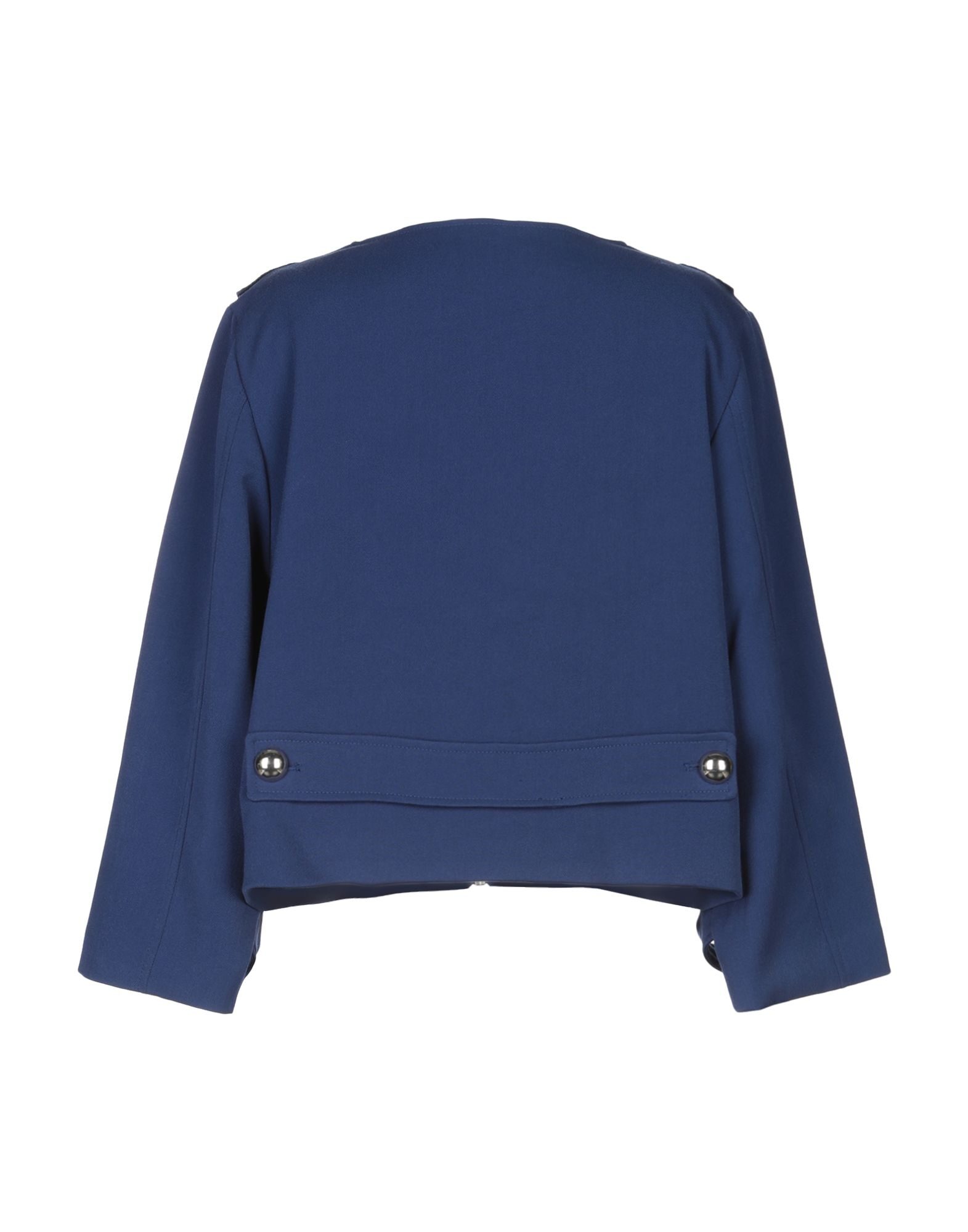 49423371uo_14_r.jpg?width=1571&height=2000&impolicy=crop&gravity=Center