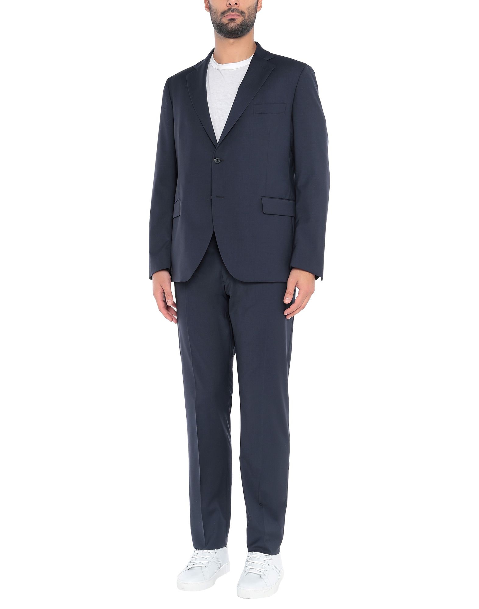 IDEA ITALIAN DESIGN ELEMENTS OF APPAREL - Suits