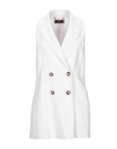 Click to view more detailed imagery on our partner's website Peserico Sartorial Jacket In White