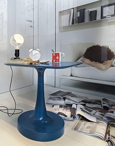FLOS Επιτραπέζιο φωτιστικό Lampadina Μαύρο Αλουμίνιο